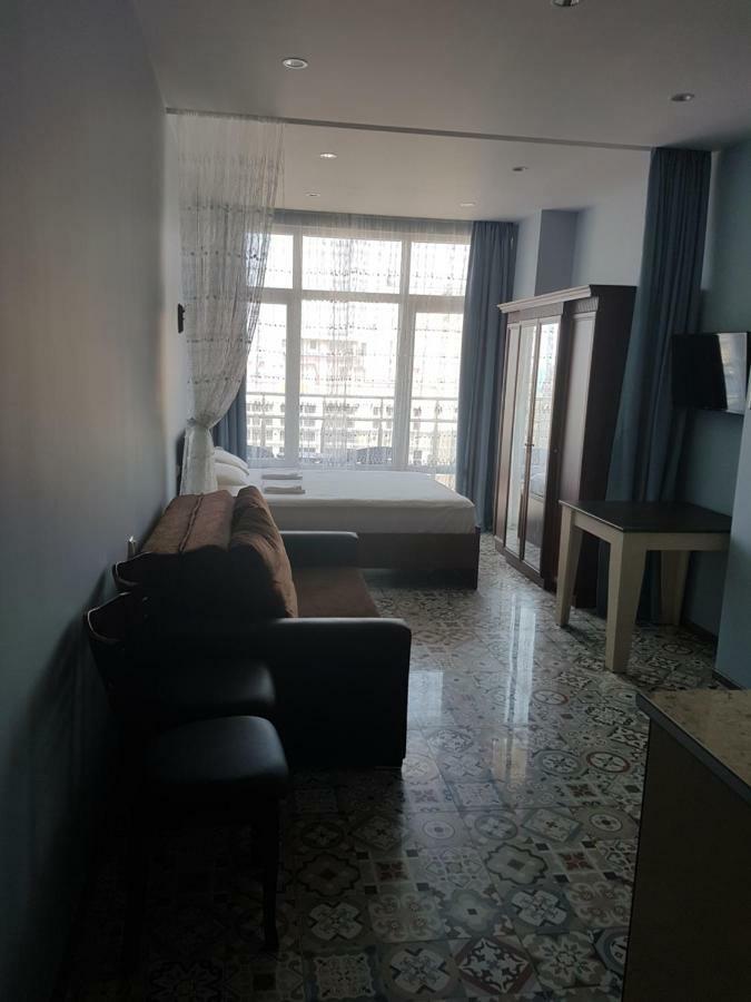 Apartment Lotos Batumi 72 Eksteriør billede
